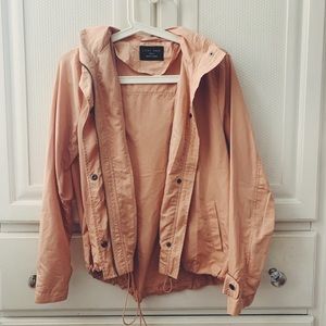 BLUSH WINDBREAKER